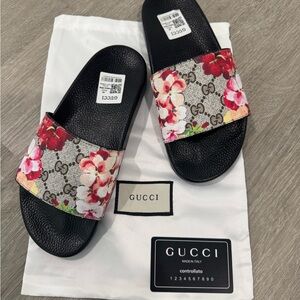 Gucci Floral Black Sandals